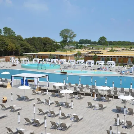 Bungalow Leccio Trilocale 6 Pax Chalet Bibione